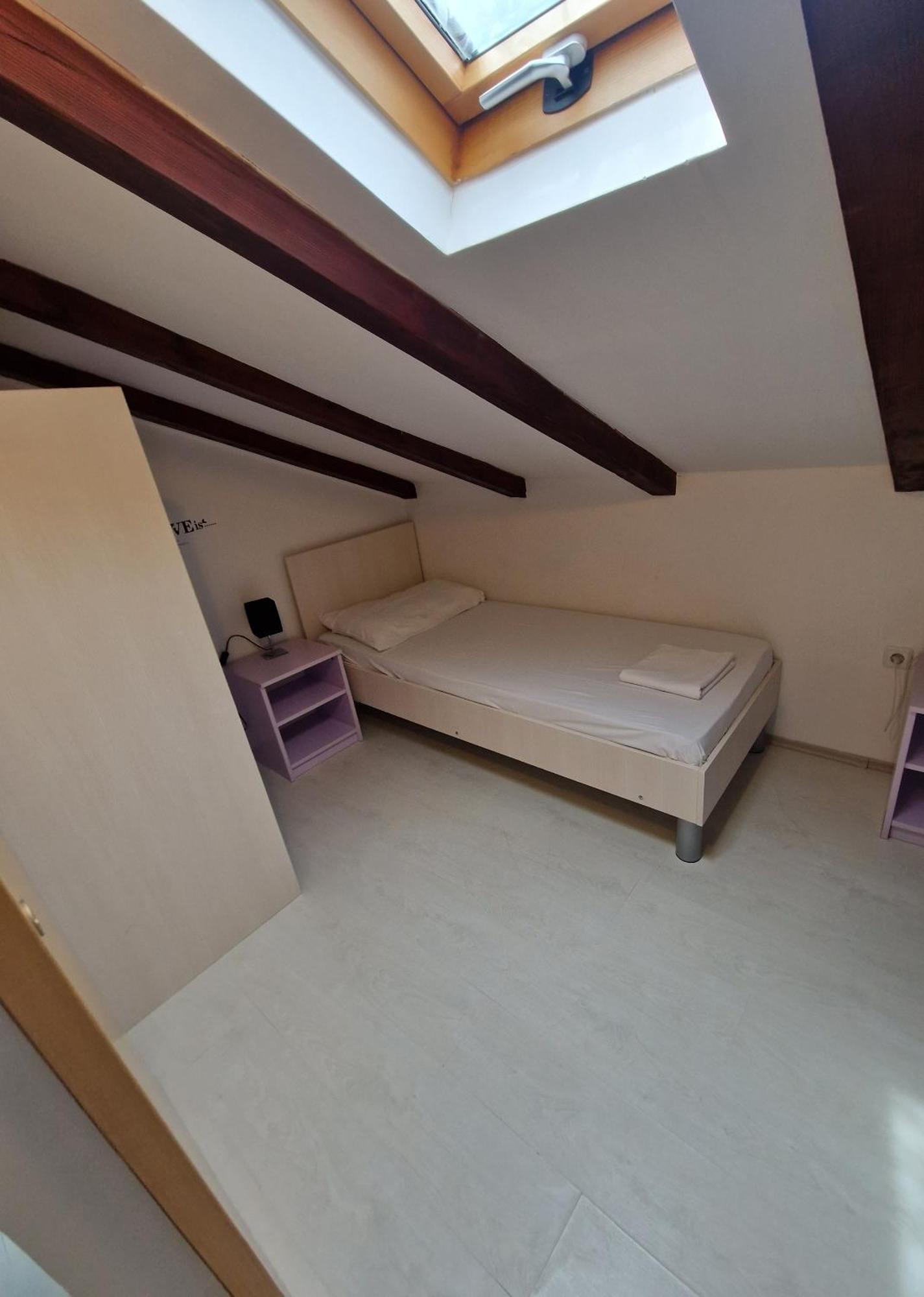 Apartments With A Parking Space Lopar, Rab - 16680 外观 照片